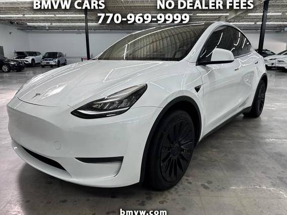 TESLA MODEL Y 2020 5YJYGDEE2LF039639 image